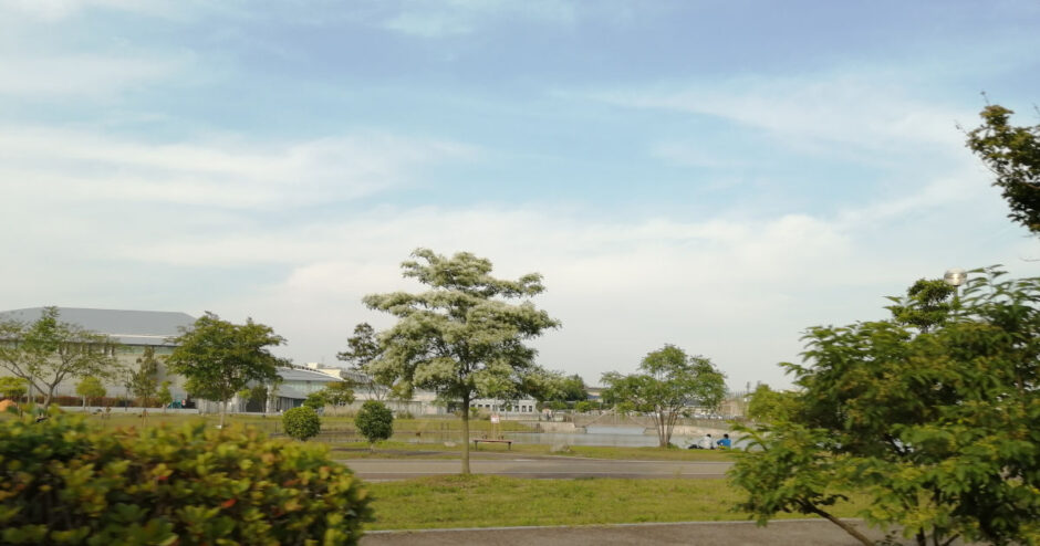 原池公園は子供も大人も遊べる遊び場～バーベキュー場もスケボーパークも