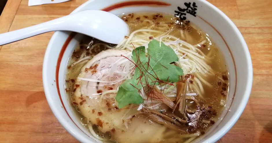 岸和田塩元帥のラーメンが美味しい！塩も醤油も焼き飯もどて丼も！