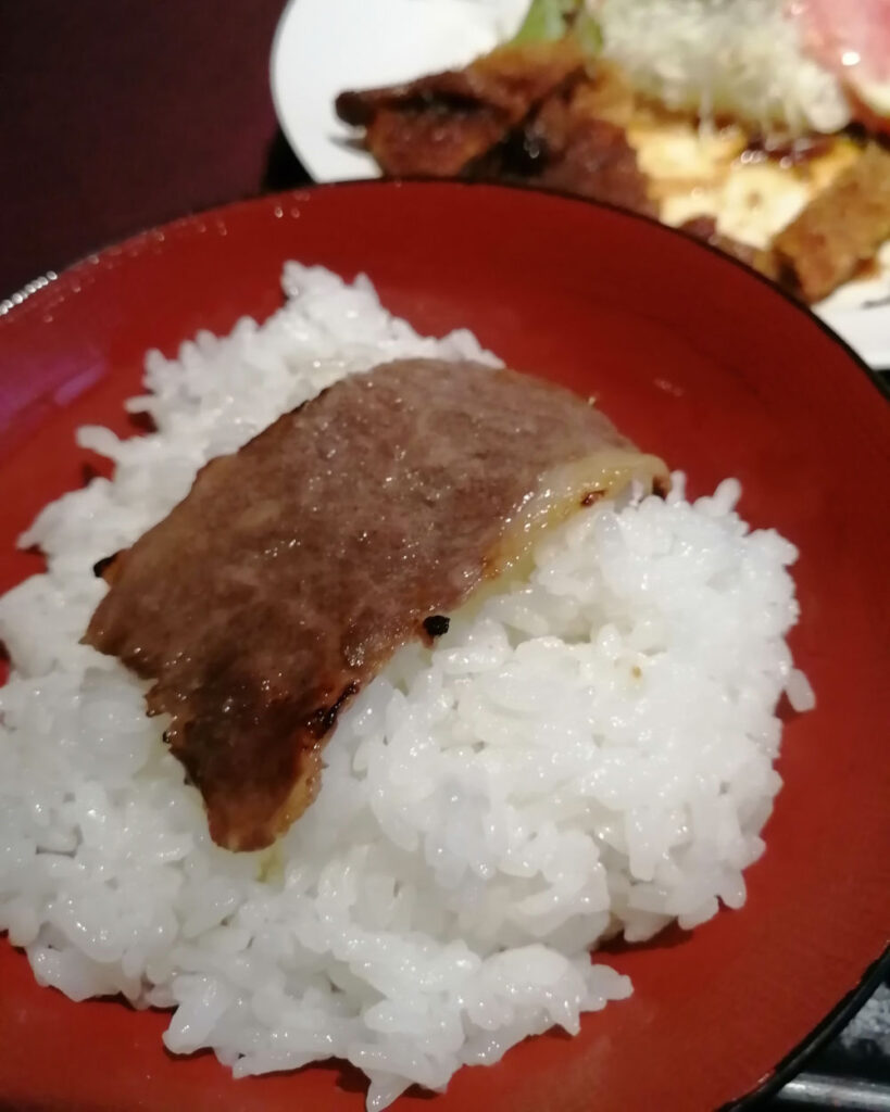 焼肉やまさん阪本　盛り合わせランチ　ハラミ